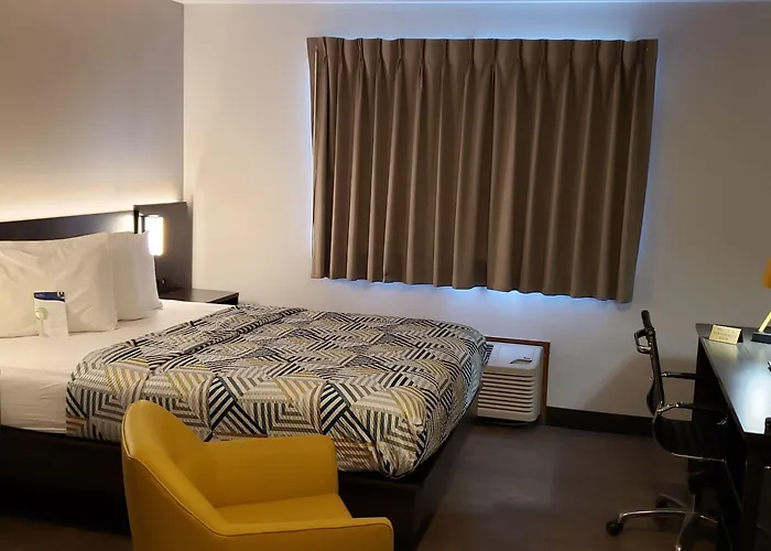 6-kewanee, Il Hotel 4*