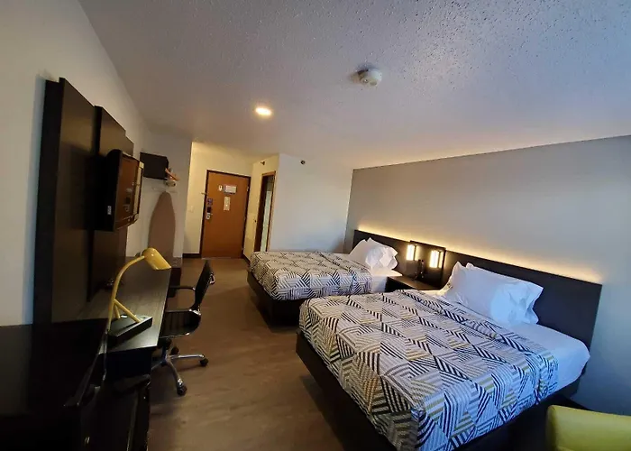 6-kewanee, Il Hotel 4*