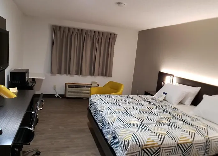 Hotel 6-kewanee, Il