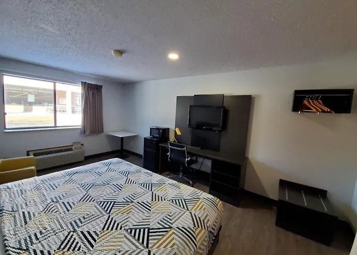 6-kewanee, Il Hotel 4*